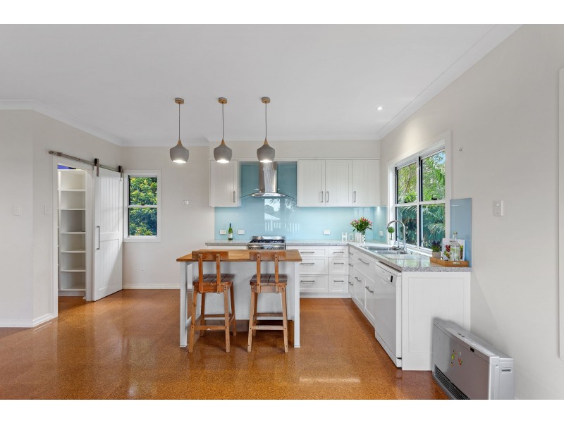 7 Garde Street, Centenary Heights QLD 4350