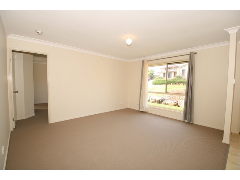 5 Cuttaburra Crescent, Glenvale QLD 4350