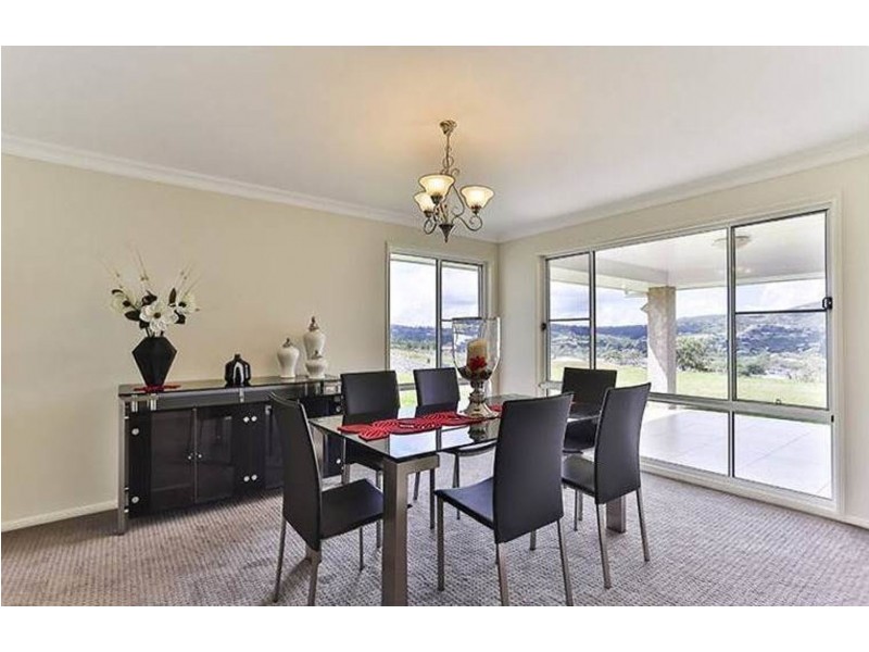 4 Wodalla Court, Hodgson Vale QLD 4352