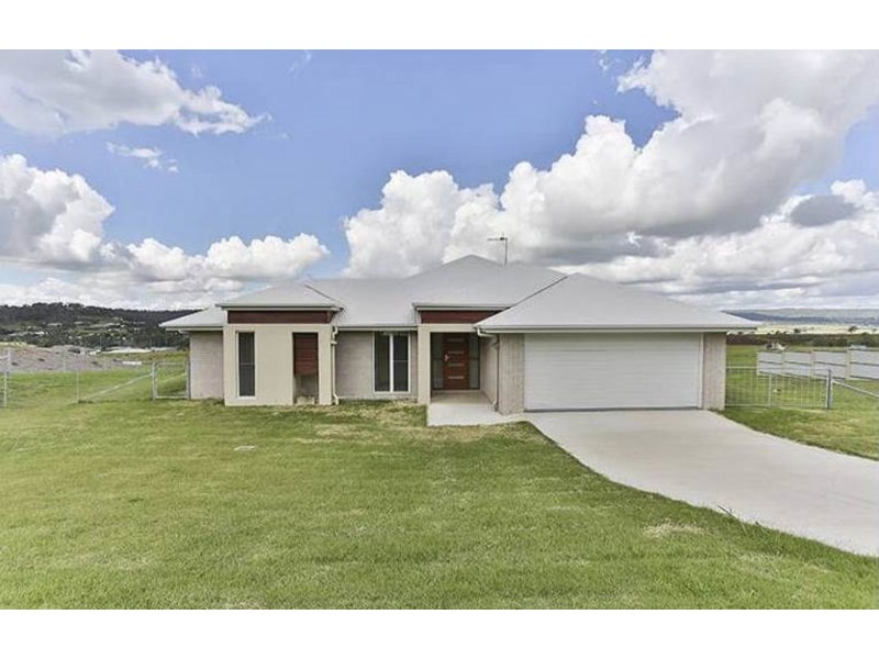 4 Wodalla Court, Hodgson Vale QLD 4352