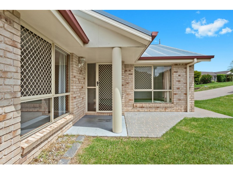 34 Dyson Drive, Darling Heights QLD 4350