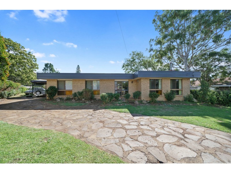 3 Oxford Court, Darling Heights QLD 4350