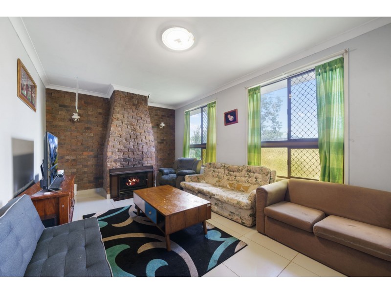 3 Oxford Court, Darling Heights QLD 4350