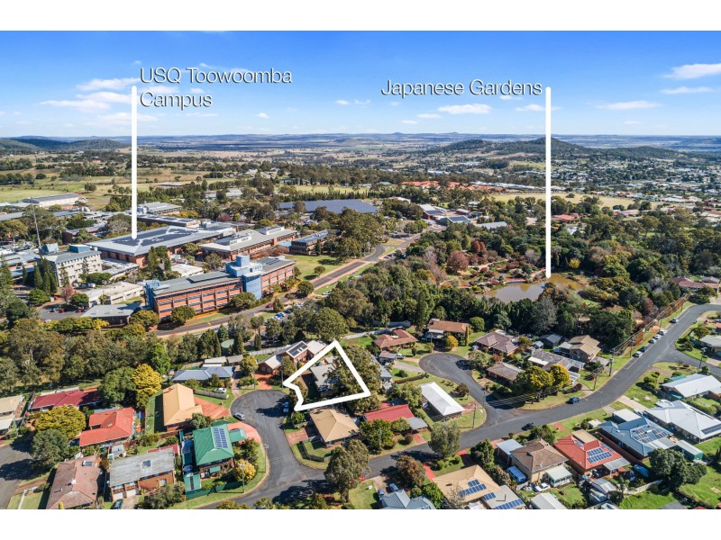 3 Oxford Court, Darling Heights QLD 4350