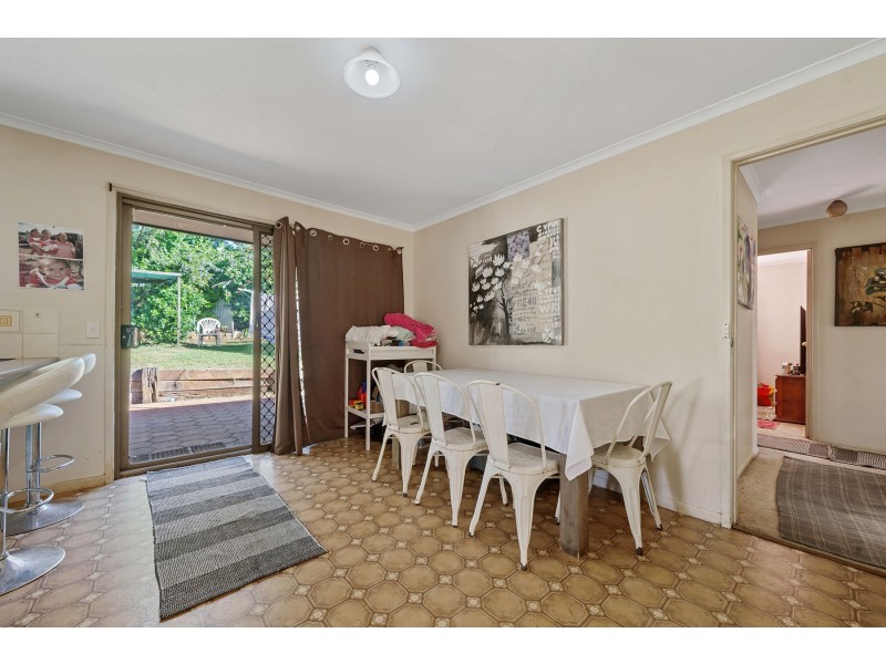 2 Champagne Crescent, Wilsonton Heights QLD 4350
