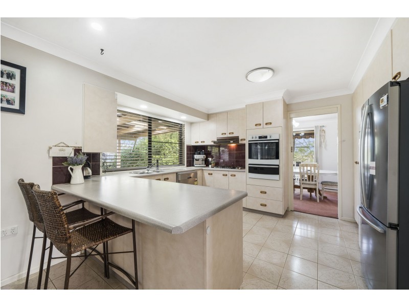 6 Phalaris Court, Meringandan West QLD 4352