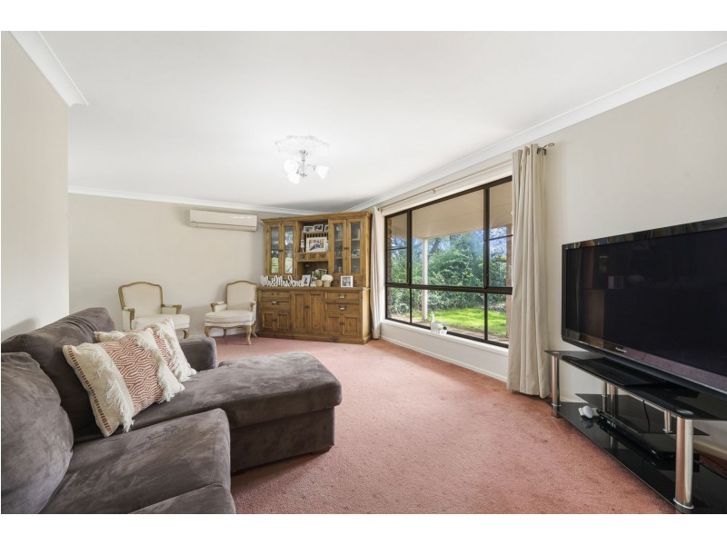 6 Phalaris Court, Meringandan West QLD 4352