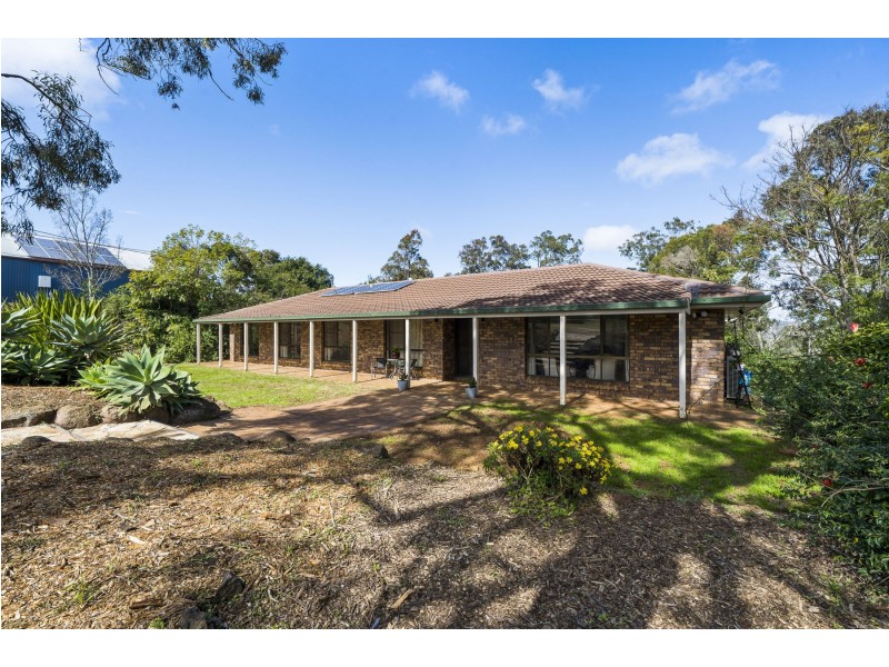 6 Phalaris Court, Meringandan West QLD 4352