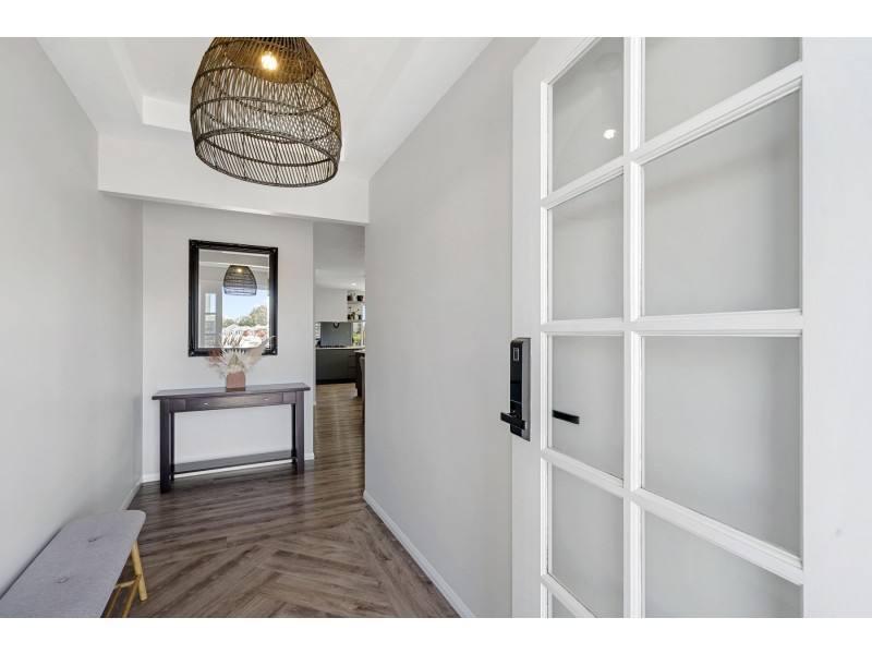 27 Crooke Street, Highfields QLD 4352