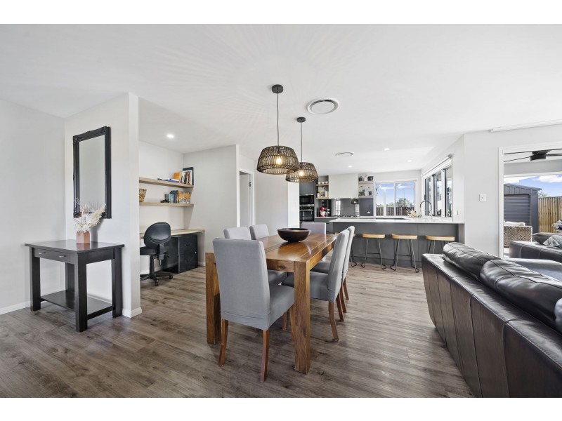 27 Crooke Street, Highfields QLD 4352