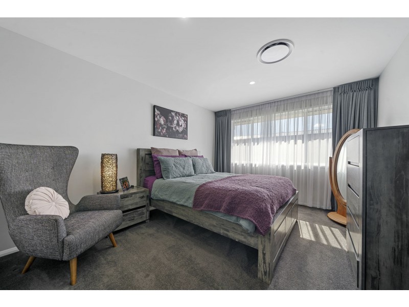 27 Crooke Street, Highfields QLD 4352