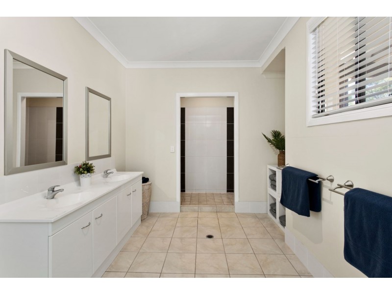 73 Rowbotham Street, Rangeville QLD 4350
