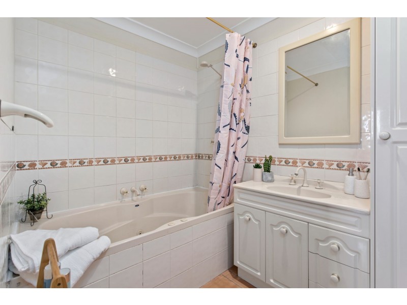 73 Rowbotham Street, Rangeville QLD 4350