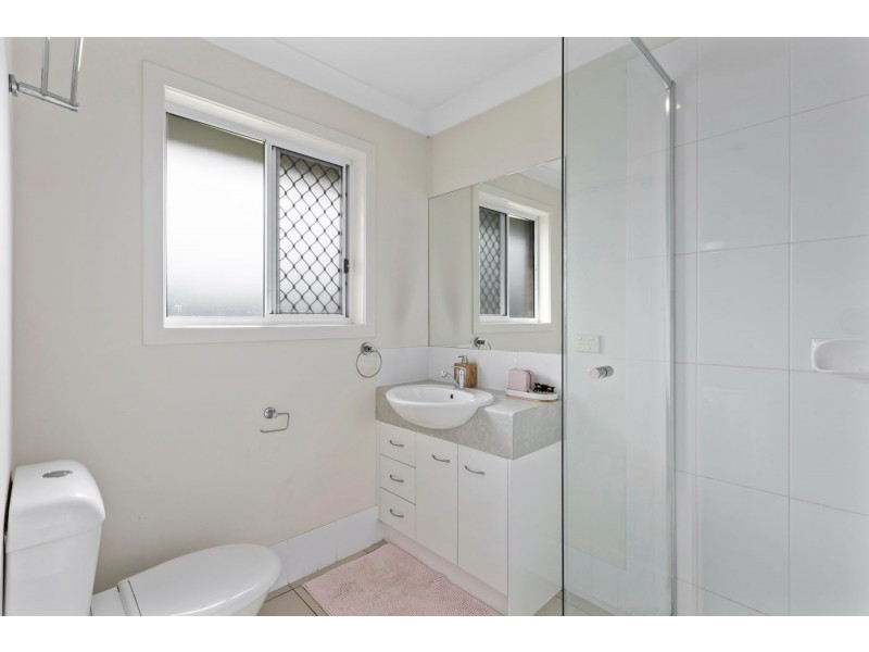 21 McIntosh Street, Westbrook QLD 4350