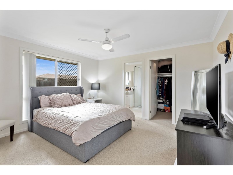 21 McIntosh Street, Westbrook QLD 4350