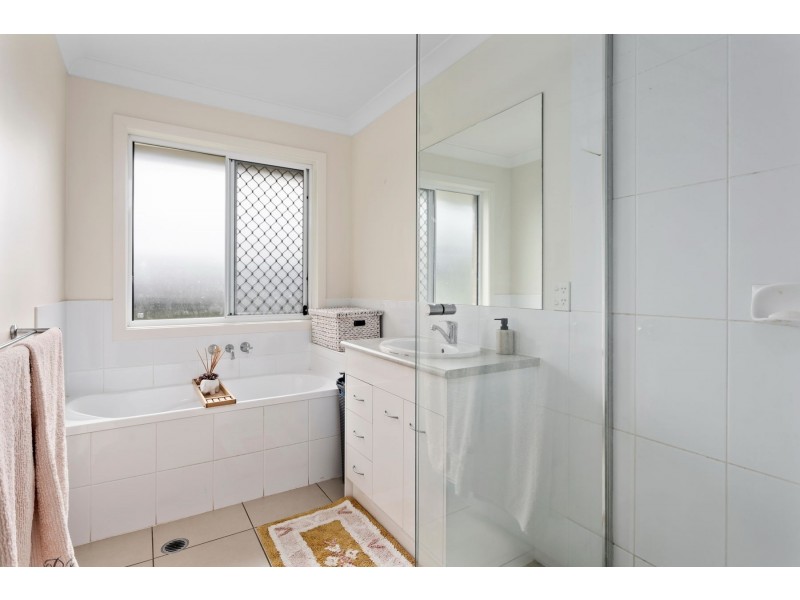 21 McIntosh Street, Westbrook QLD 4350