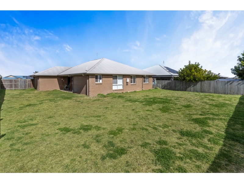 21 McIntosh Street, Westbrook QLD 4350