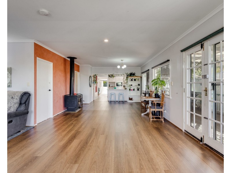 280 West Street, Kearneys Spring QLD 4350