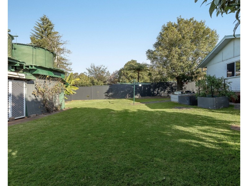 280 West Street, Kearneys Spring QLD 4350