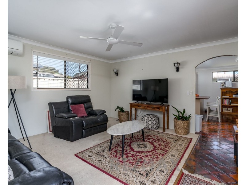 1 Collard Court, Darling Heights QLD 4350