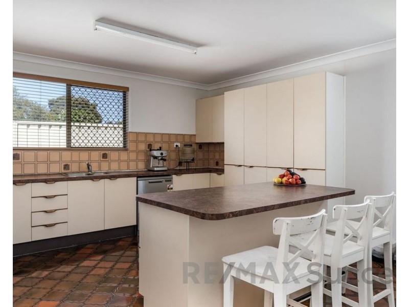 1 Collard Court, Darling Heights QLD 4350