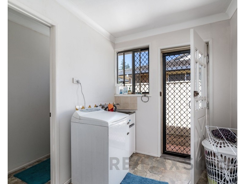 1 Collard Court, Darling Heights QLD 4350