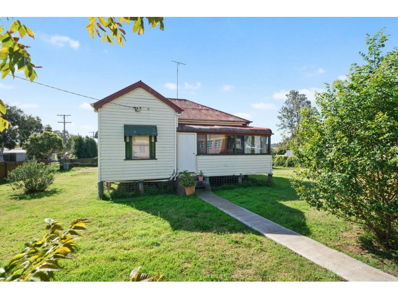 241-249 Bridge Street, Newtown QLD 4350