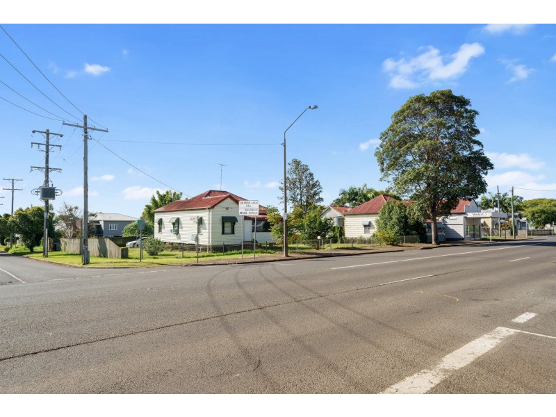 241-249 Bridge Street, Newtown QLD 4350