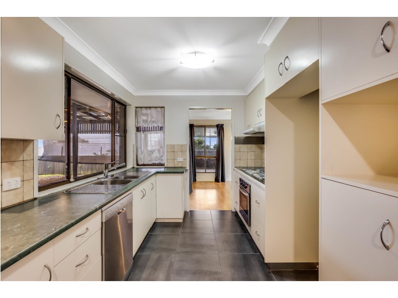 28 Banksia Street, Newtown QLD 4350