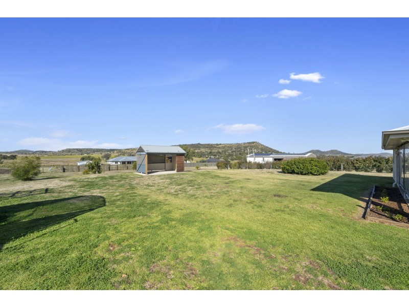6 Massey Street, Kingsthorpe QLD 4400