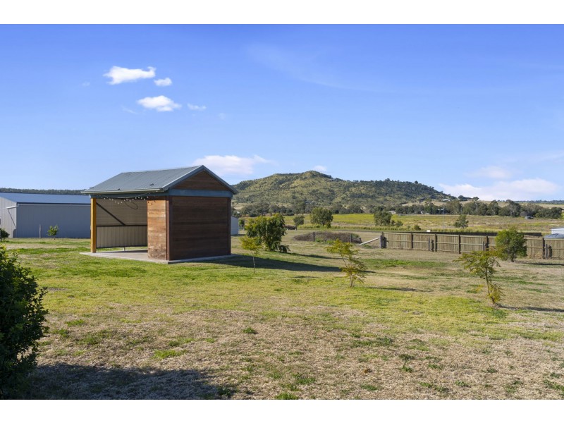 6 Massey Street, Kingsthorpe QLD 4400