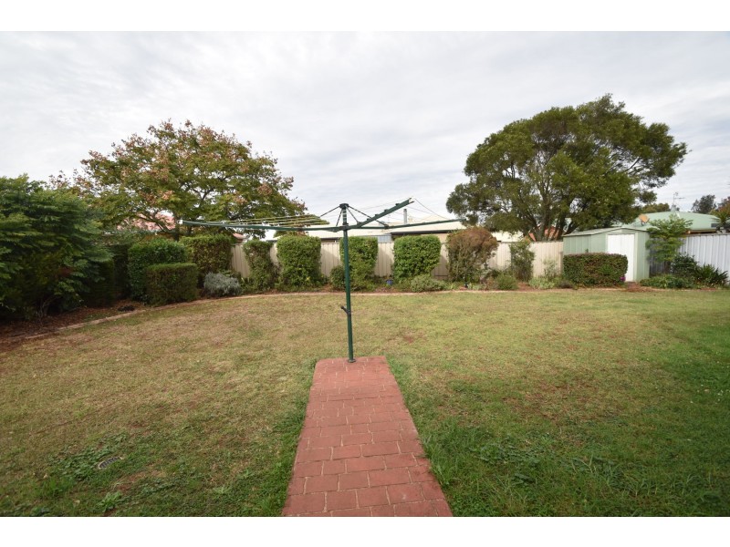 26 Strathconan Drive, Glenvale QLD 4350