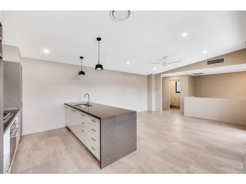 8/18-22 Tourist Road, East Toowoomba QLD 4350