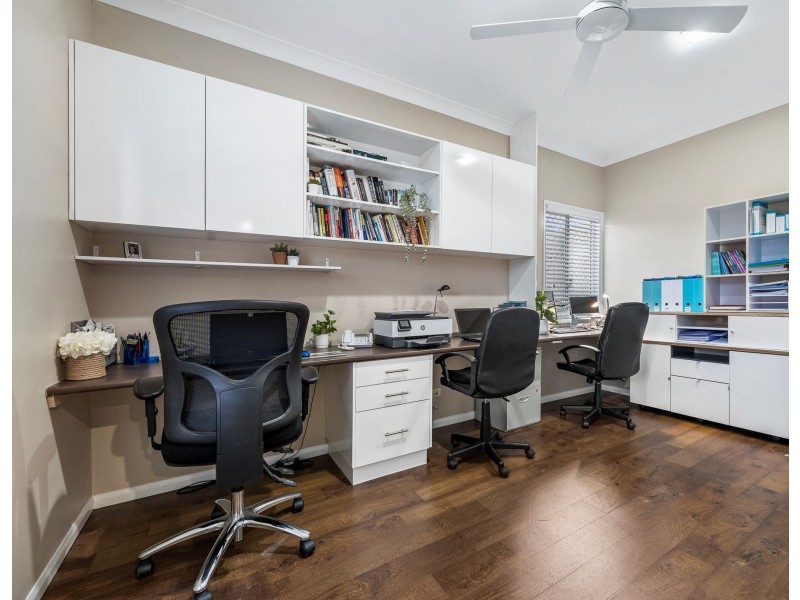 6 Mountview Court, Highfields QLD 4352