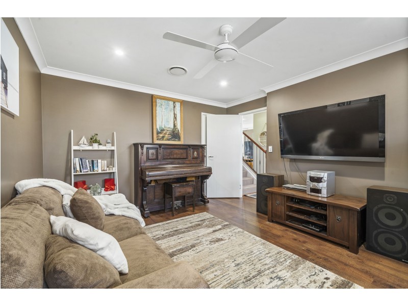 6 Mountview Court, Highfields QLD 4352