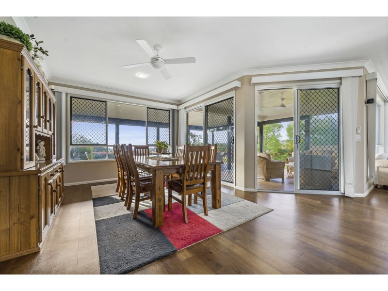 6 Mountview Court, Highfields QLD 4352