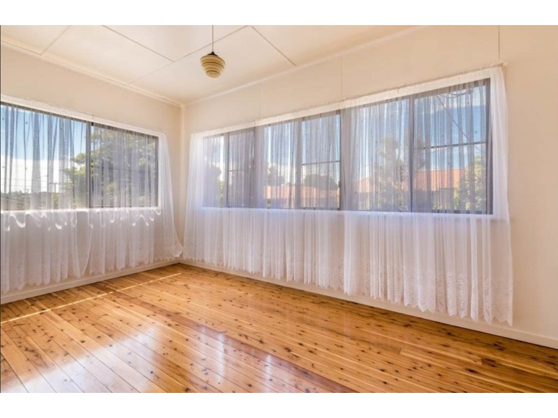 232 South Street, South Toowoomba QLD 4350