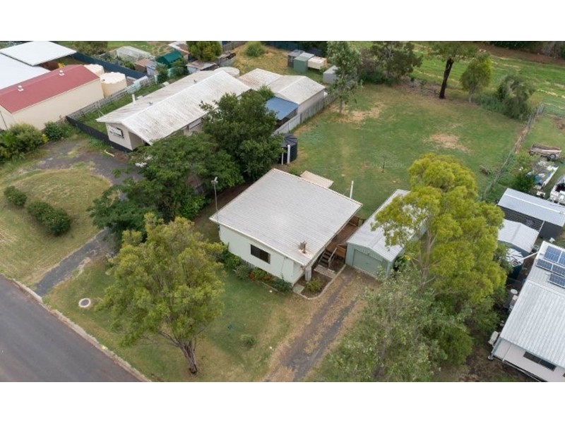 7 Queen Street, Kingsthorpe QLD 4400