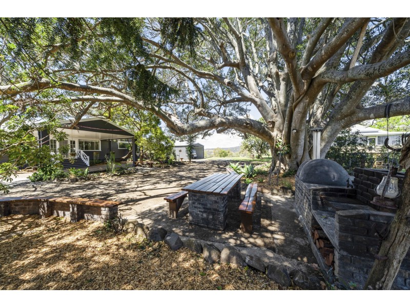 14 Academy Court, Glenvale QLD 4350