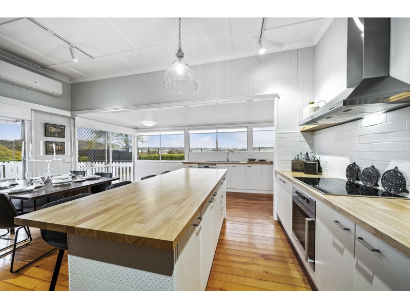 14 Academy Court, Glenvale QLD 4350