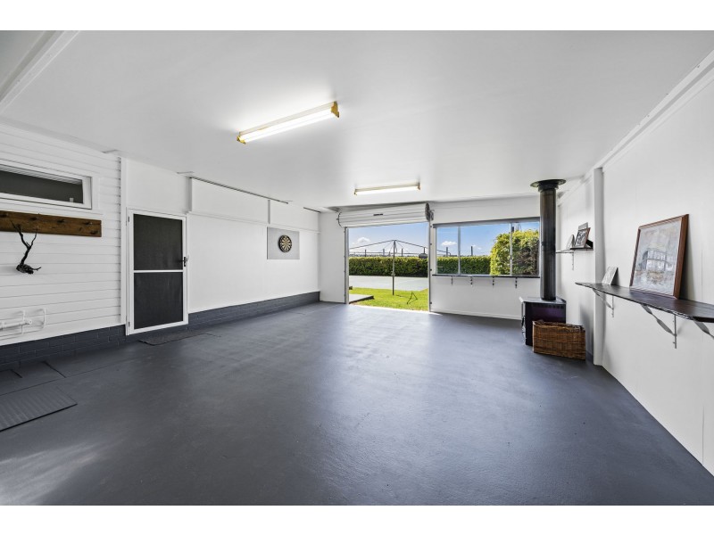 14 Academy Court, Glenvale QLD 4350