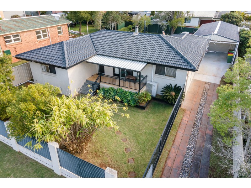 5 Corser Street, Centenary Heights QLD 4350