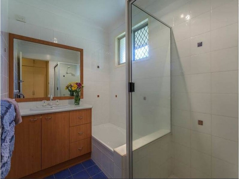 5 Corser Street, Centenary Heights QLD 4350