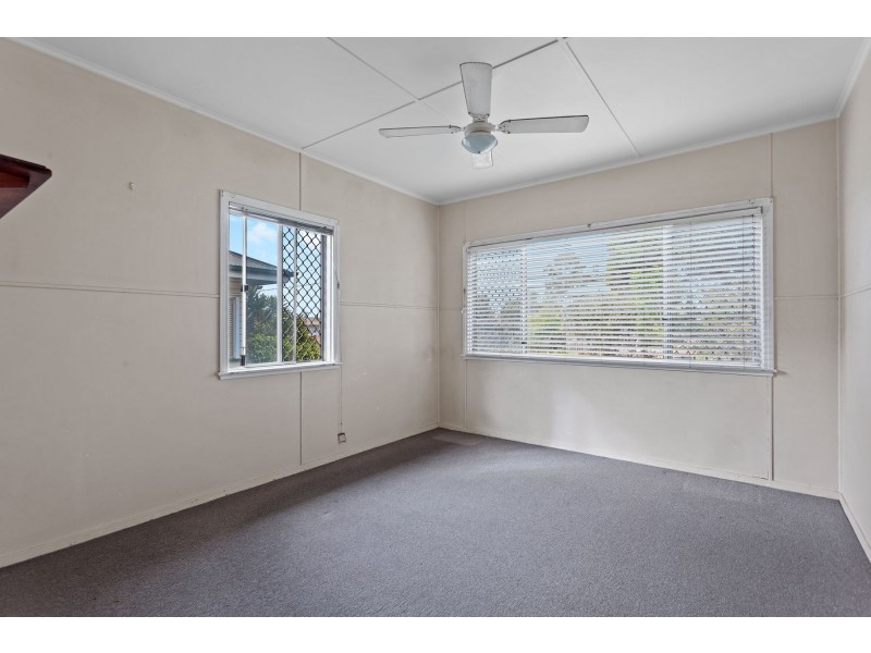 19 Ellis Street, Wilsonton QLD 4350