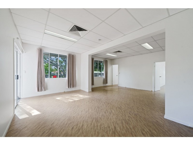16 Railway Street, Helidon QLD 4344
