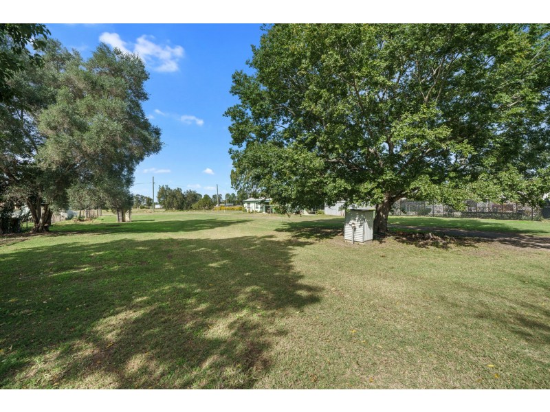 16 Railway Street, Helidon QLD 4344