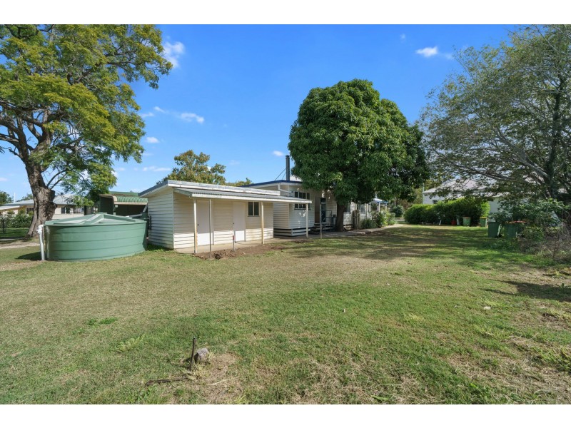 16 Railway Street, Helidon QLD 4344