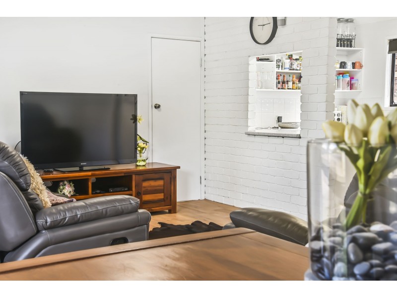 4/329 West Street, Harristown QLD 4350