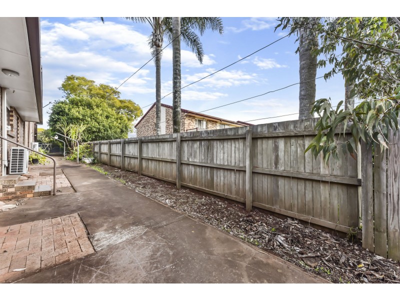 4/329 West Street, Harristown QLD 4350