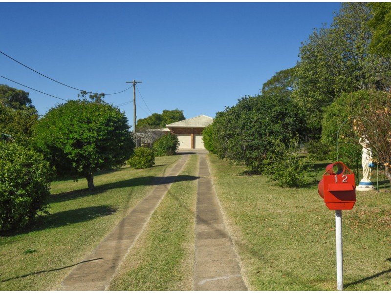 12 Academy Court, Glenvale QLD 4350